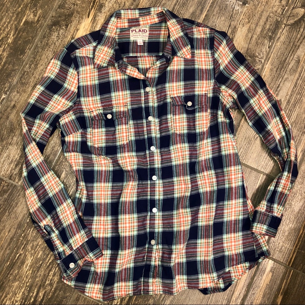 Plaid light flannel button down